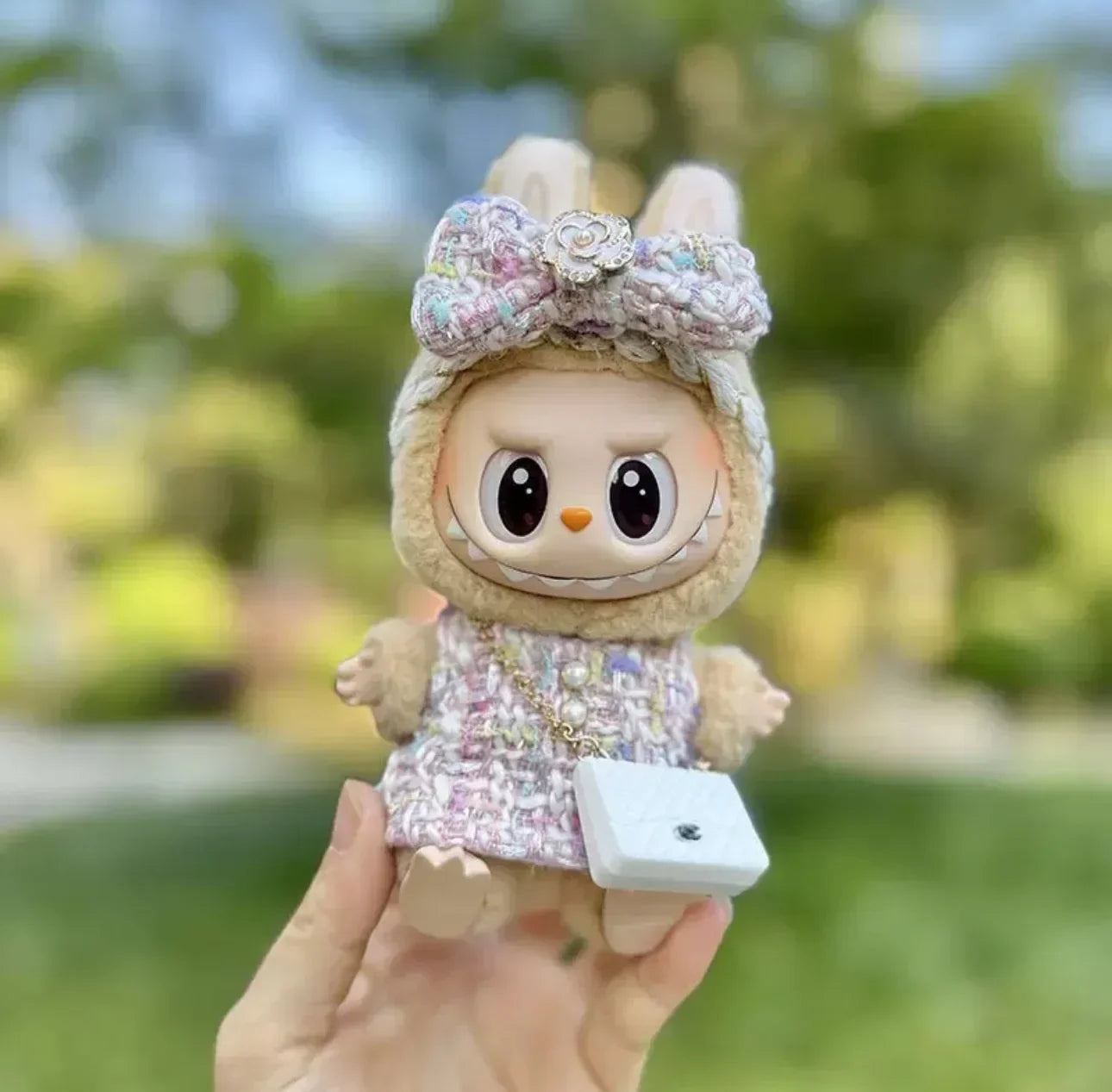 For 15-17 cm v1v2 Labubu Clothes outfit Labubu Sitting Party Bear Label Scarf Hat Bag Dolls Accessories Cute Decoration